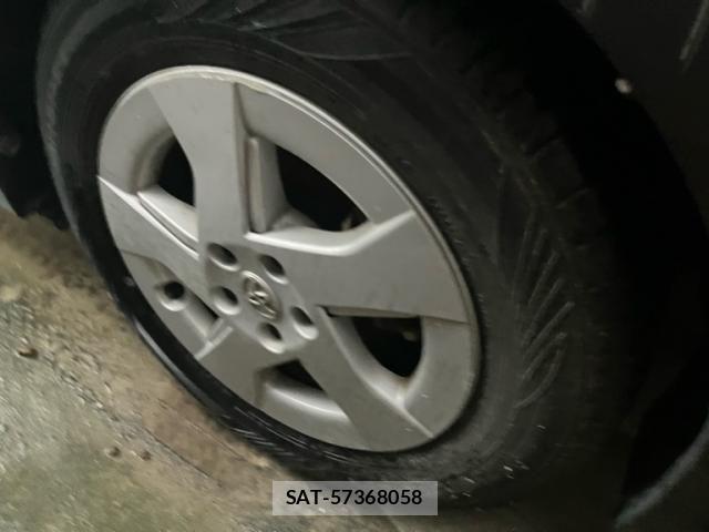 Toyota PRIUS 2011-06 8745354-6