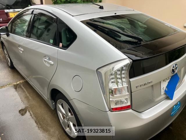 Toyota PRIUS 2011-10 8745337-5