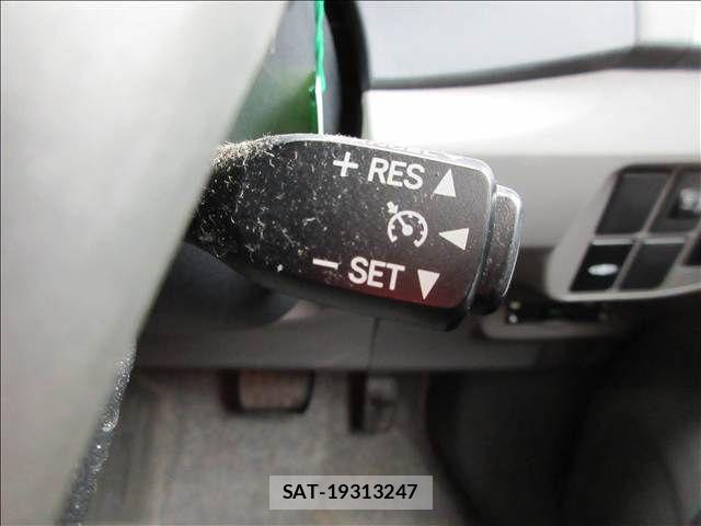 Toyota PRIUS 2009-10 8745323-5