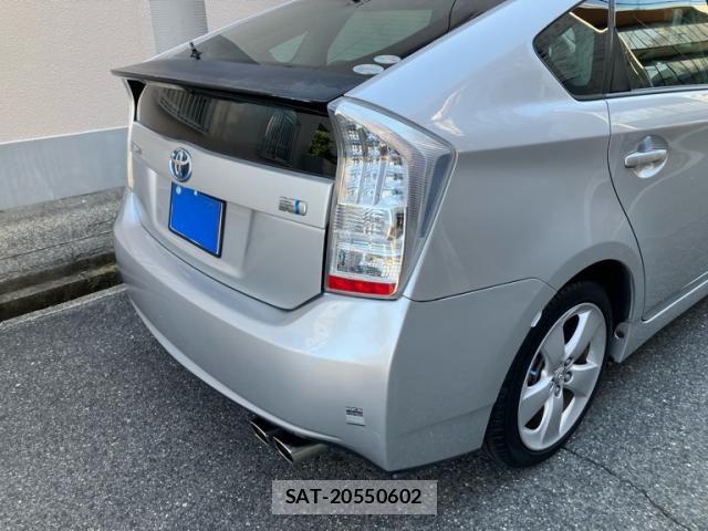 Toyota PRIUS 2009-07 8745335-12