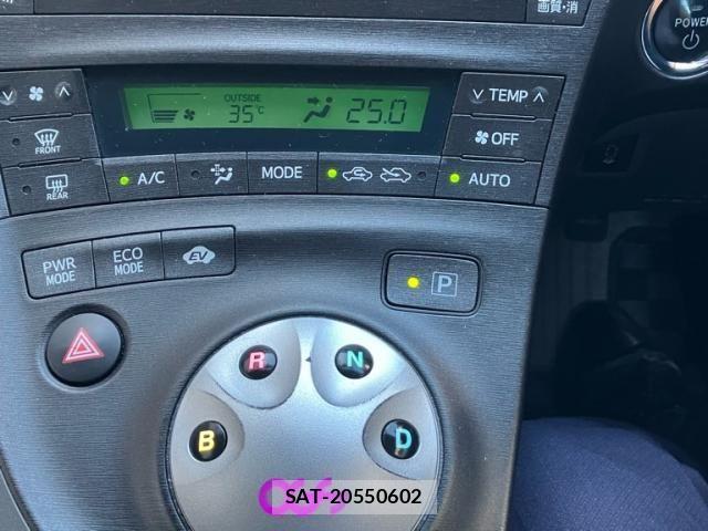 Toyota PRIUS 2009-07 8745335-21