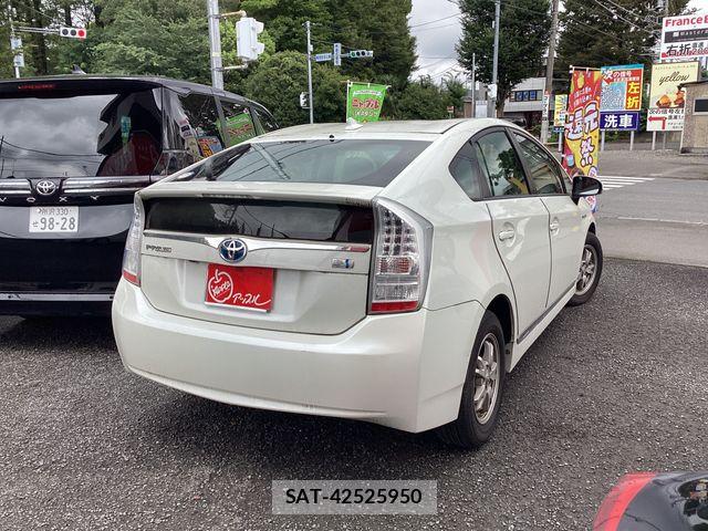Toyota PRIUS 2009-08 8745336-2