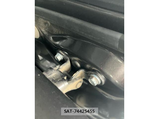 Toyota PRIUS 2016-06 8745299-26