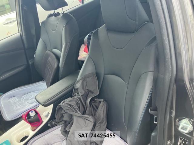 Toyota PRIUS 2016-06 8745299-7