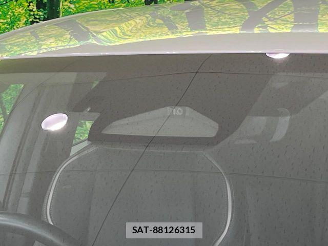 Toyota PRIUS 2025-04 8745237-2