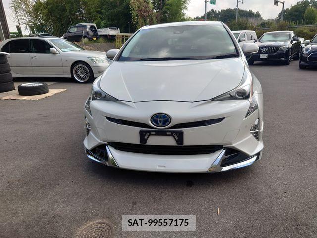 Toyota PRIUS 2017-06 8745274-7