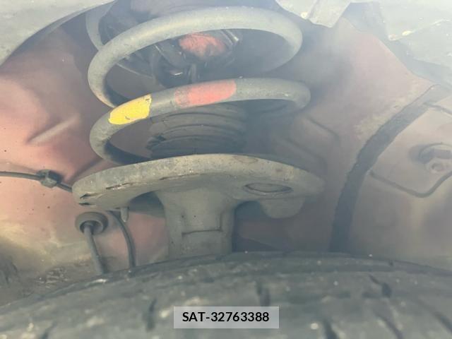 Toyota PRIUS 2010-04 8745365-4
