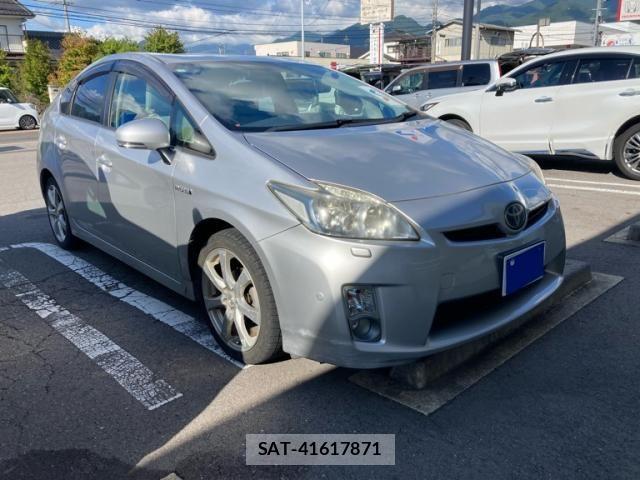 Toyota PRIUS 2011-02 8745341-2
