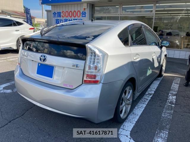 Toyota PRIUS 2011-02 8745341-5