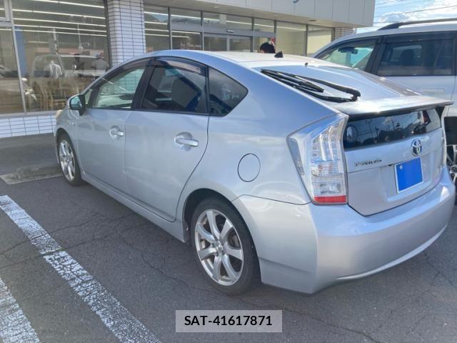 Toyota PRIUS 2011-02 8745341-6