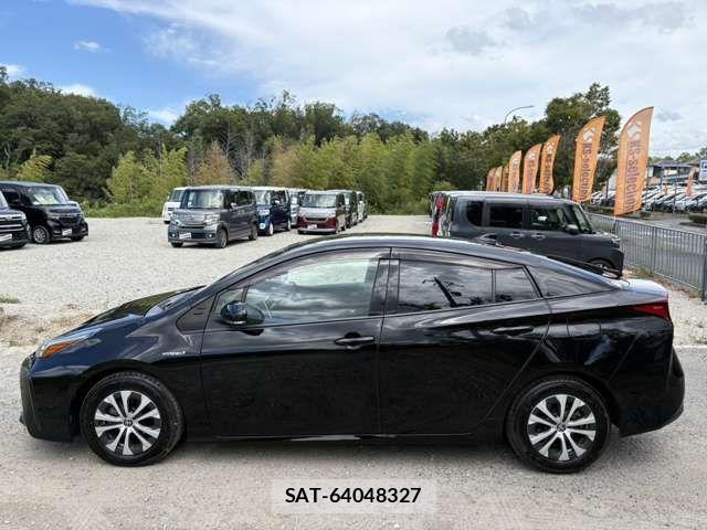Toyota PRIUS 2019-11 8745263-5