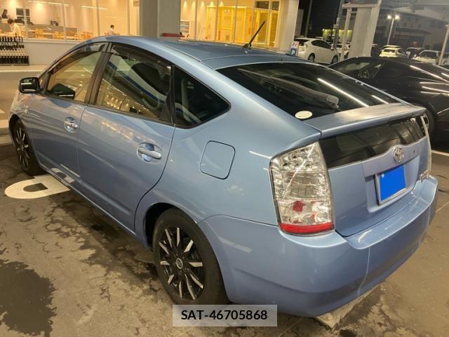 Toyota PRIUS 2007-09 8745320-8