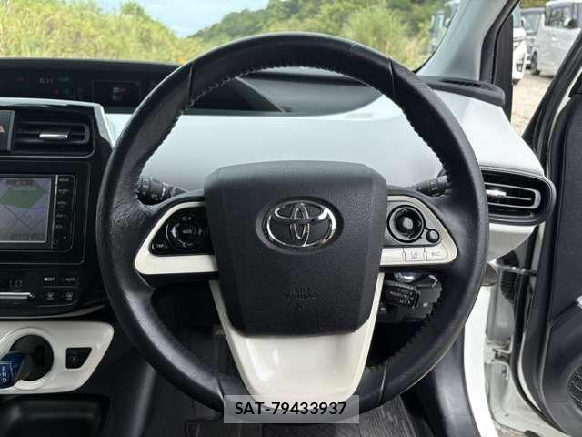 Toyota PRIUS 2016-07 8745288-11