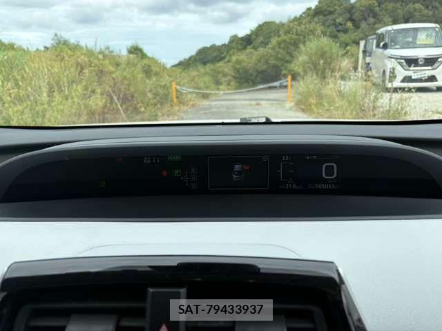 Toyota PRIUS 2016-07 8745288-14