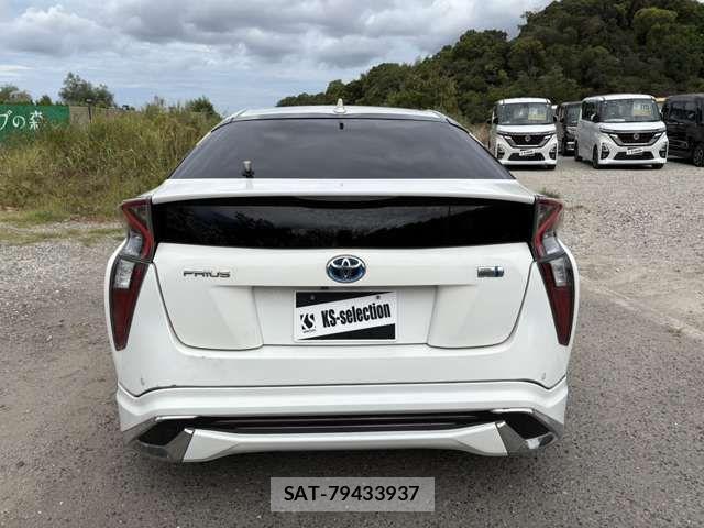 Toyota PRIUS 2016-07 8745288-4