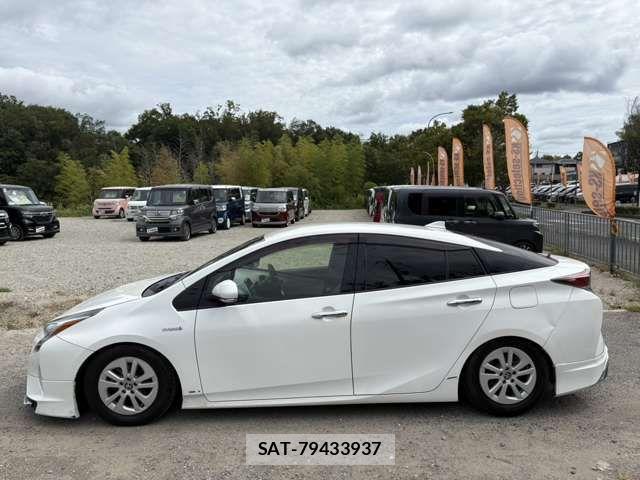 Toyota PRIUS 2016-07 8745288-5