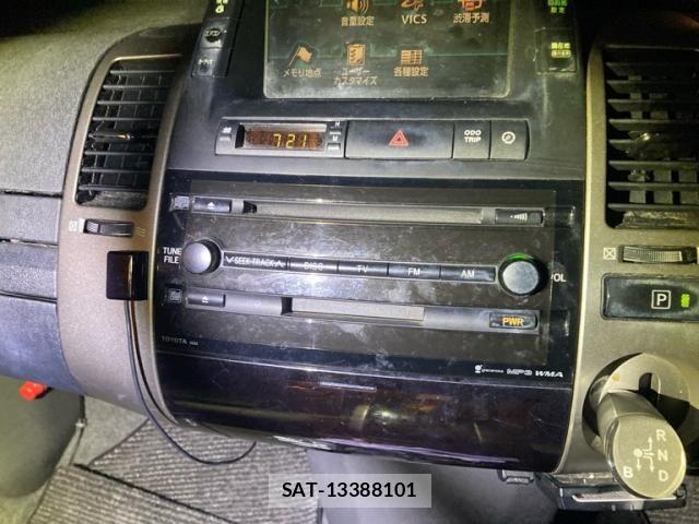 Toyota PRIUS 2007-12 8745321-13