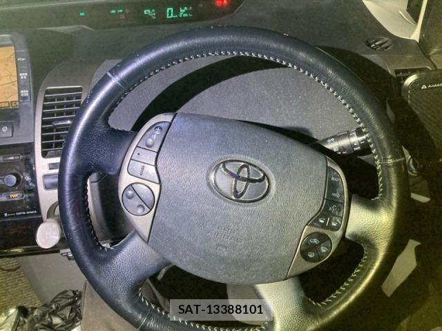 Toyota PRIUS 2007-12 8745321-8
