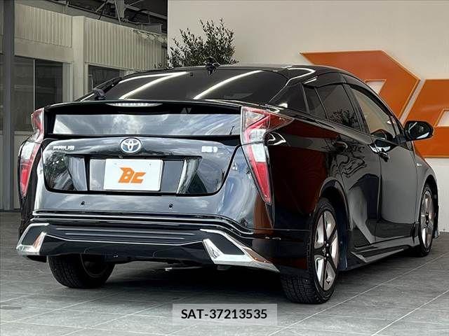 Toyota PRIUS 2016-07 8745270-14