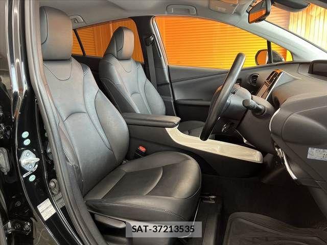 Toyota PRIUS 2016-07 8745270-15