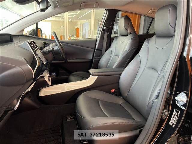 Toyota PRIUS 2016-07 8745270-16