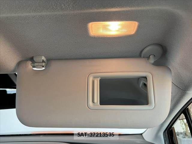Toyota PRIUS 2016-07 8745270-24