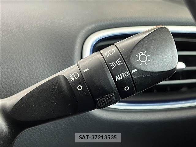 Toyota PRIUS 2016-07 8745270-28