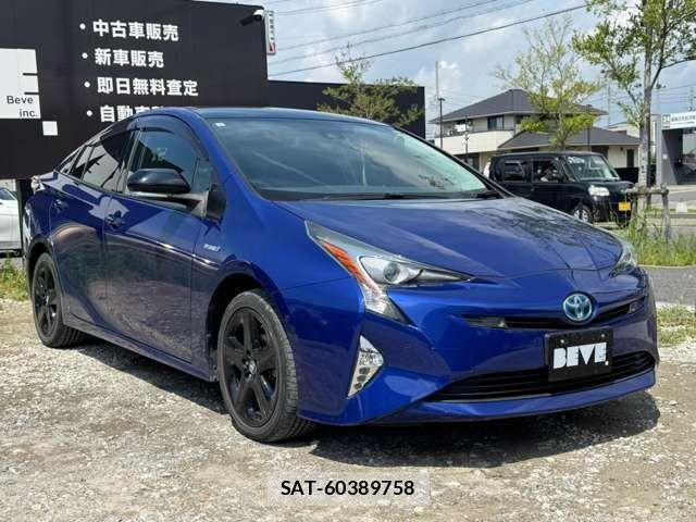 Toyota PRIUS 2018-12 8745275-17