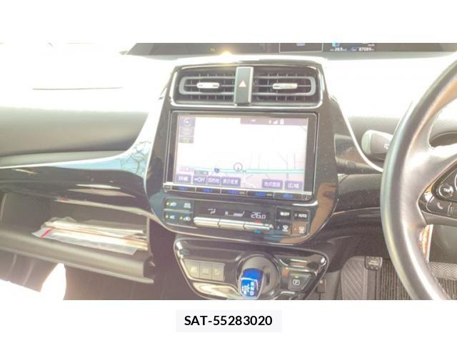 Toyota PRIUS 2019-01 8745260-10
