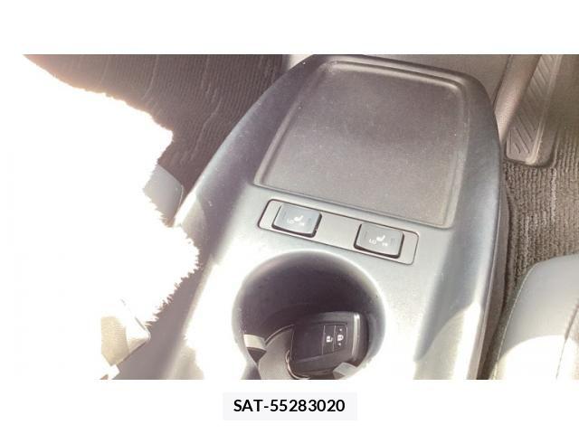 Toyota PRIUS 2019-01 8745260-12