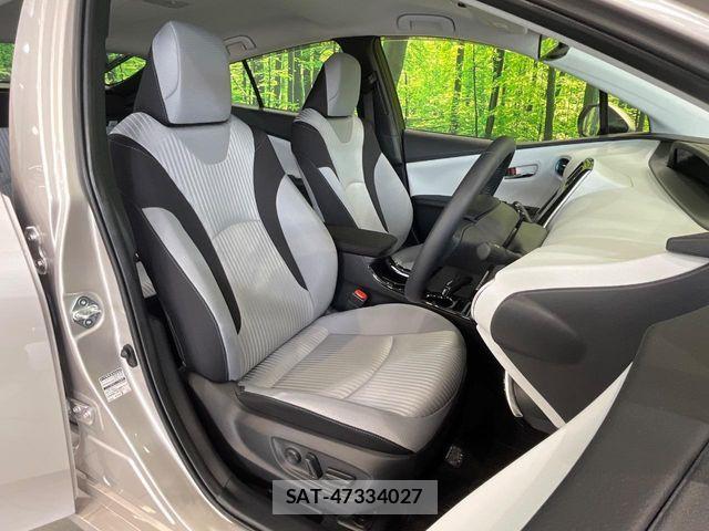 Toyota PRIUS 2019-09 8745262-10