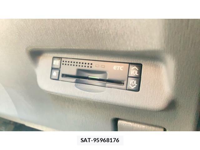 Toyota PRIUS 2011-11 8745347-20
