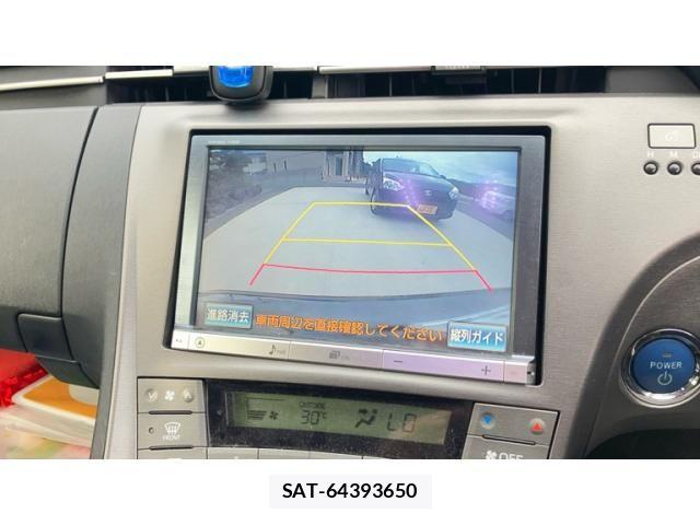 Toyota PRIUS 2014-06 8745315-19
