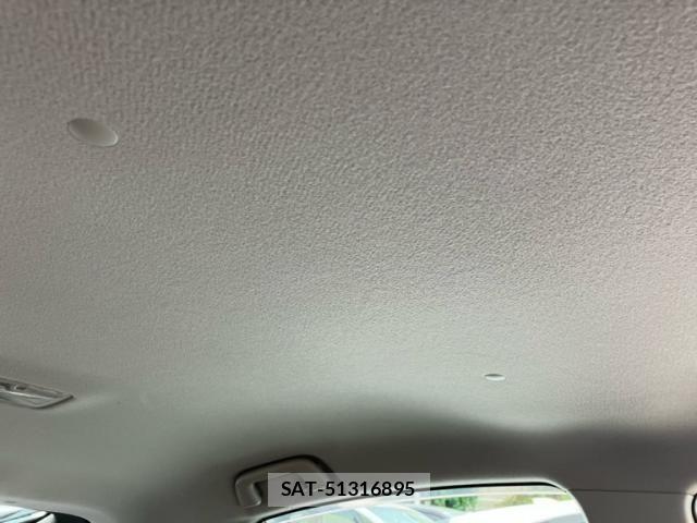 Toyota PRIUS 2015-04 8745319-20