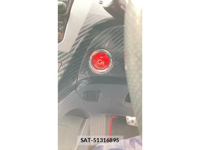 Toyota PRIUS 2015-04 8745319-27