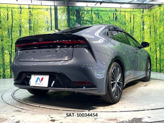Toyota PRIUS 2024-04 8745242-16