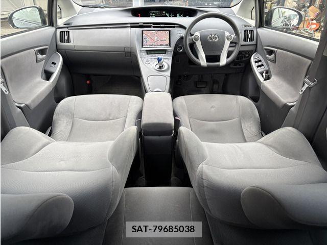 Toyota PRIUS 2011-10 8745331-6