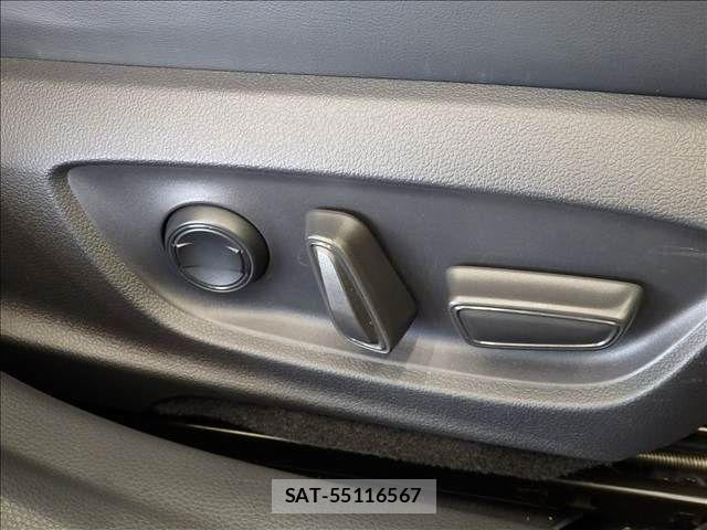 Toyota PRIUS 2023-06 8745249-21