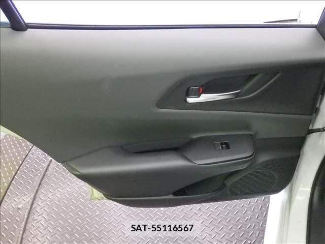 Toyota PRIUS 2023-06 8745249-29