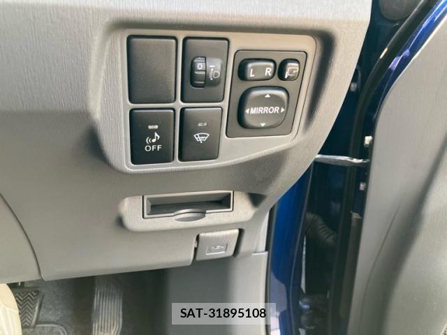 Toyota PRIUS 2009-11 8745345-19