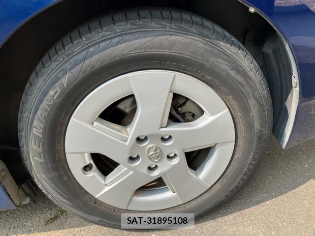 Toyota PRIUS 2009-11 8745345-22