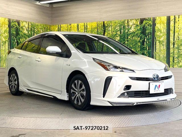 Toyota PRIUS 2019-04 8745259-15