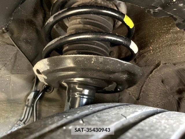 Toyota PRIUS 2016-02 8745276-19