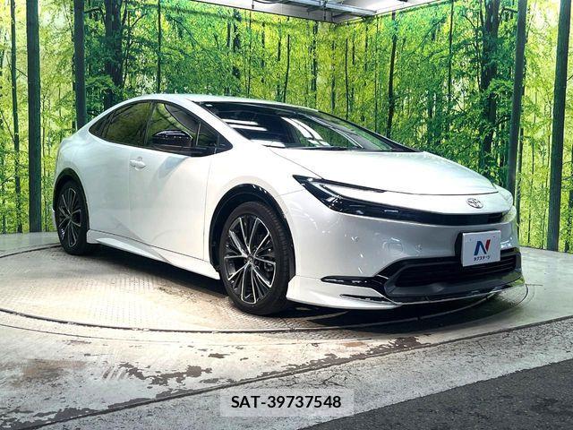 Toyota PRIUS 2023-05 8745234-15