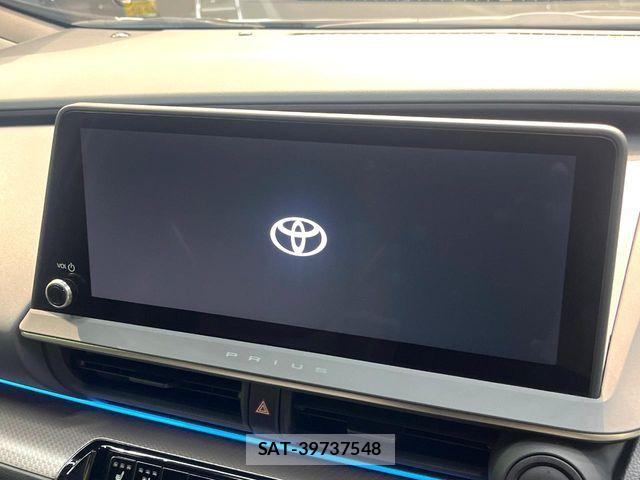 Toyota PRIUS 2023-05 8745234-3