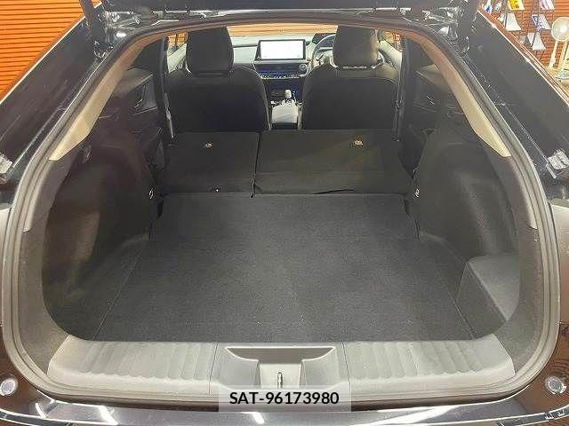 Toyota PRIUS 2024-09 8745240-12