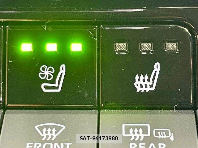 Toyota PRIUS 2024-09 8745240-6