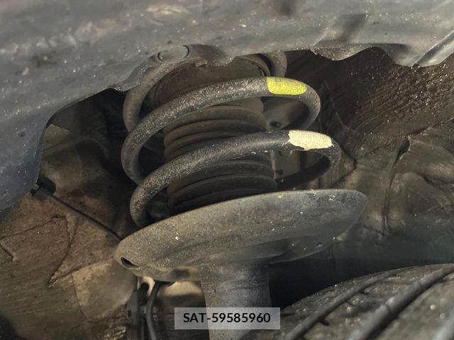 Toyota PRIUS 2017-02 8745286-19