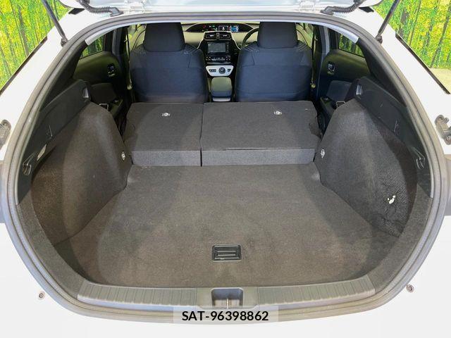 Toyota PRIUS 2016-11 8745266-9