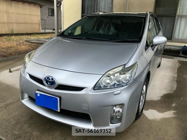 Toyota PRIUS 2011-10 8745344-1